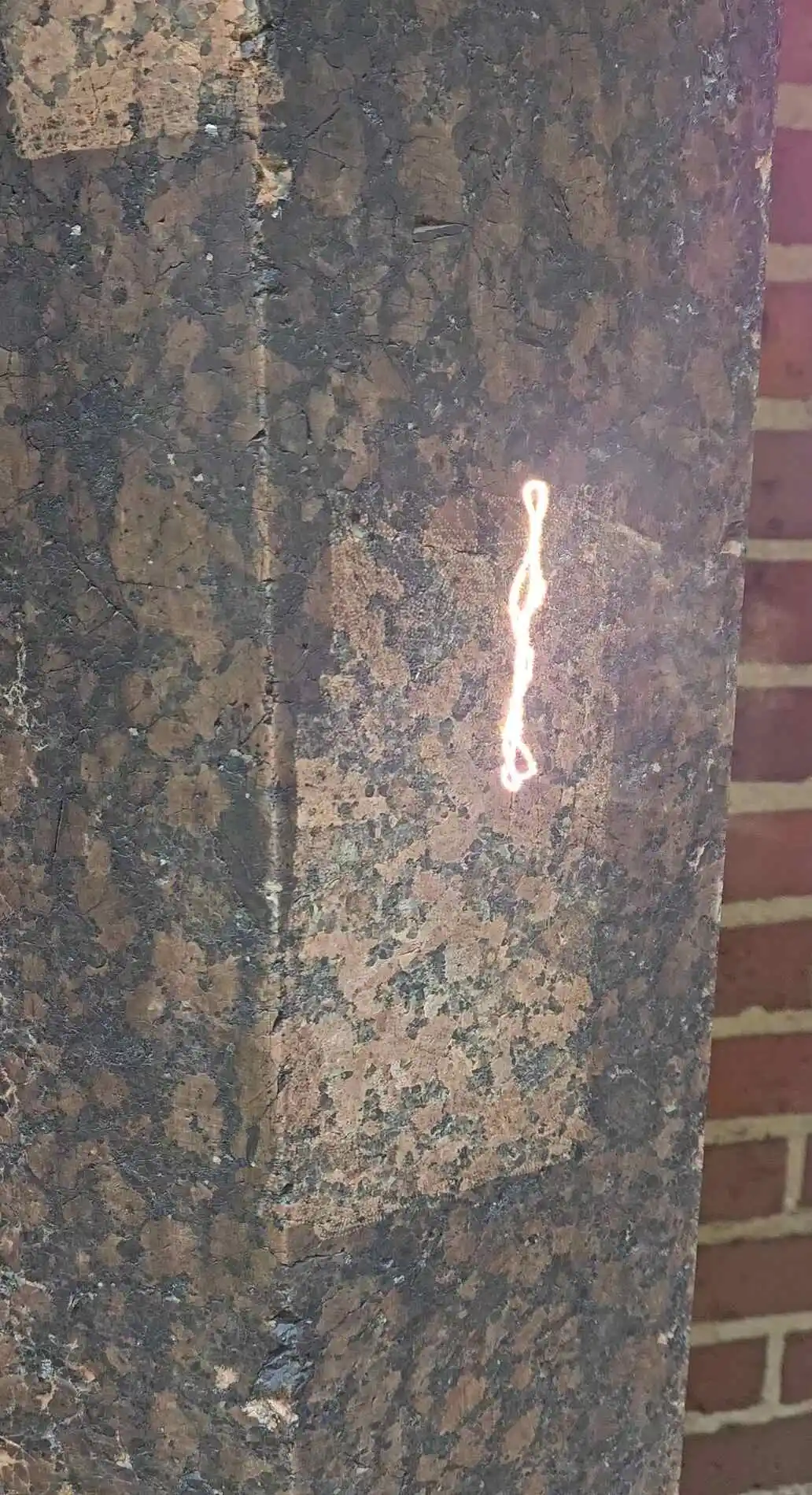 Czyszczenie laserowe detali architektonicznych na Zamku w Malborku